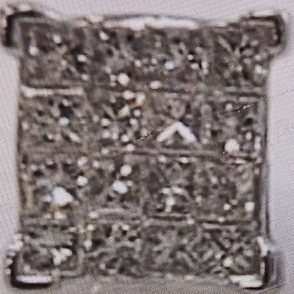 Diamond 💎 clasp purse 👛 - Picture 3 of 4